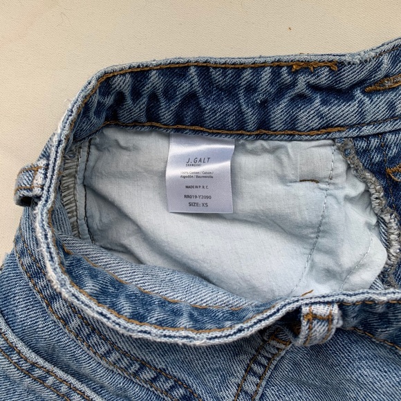 Brandy Melville Button Denim Skirt - Picture 2 of 4